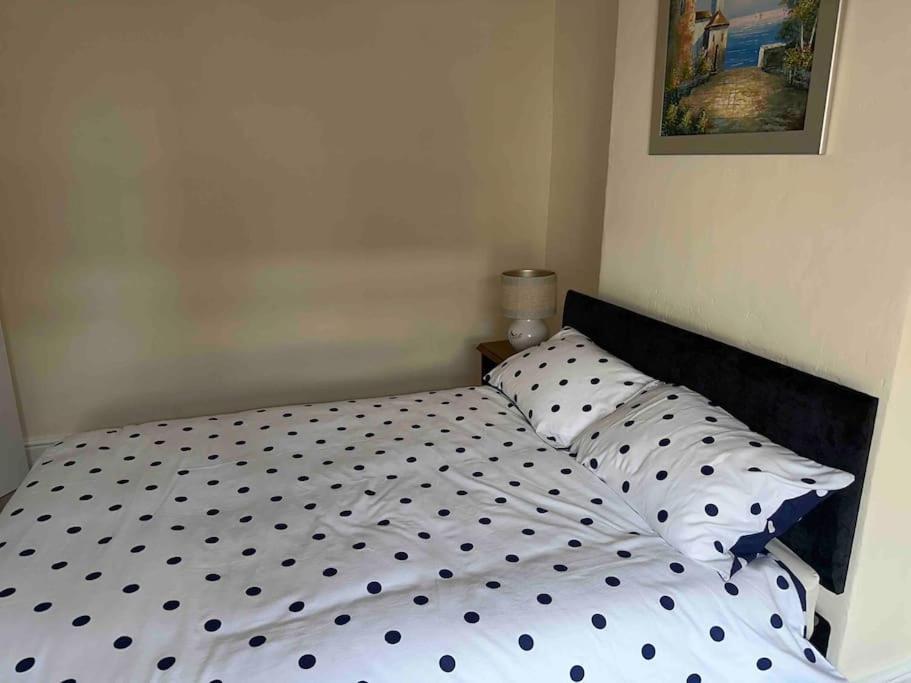 Clevedon House Apartment แมนเชสเตอร์ ภายนอก รูปภาพ