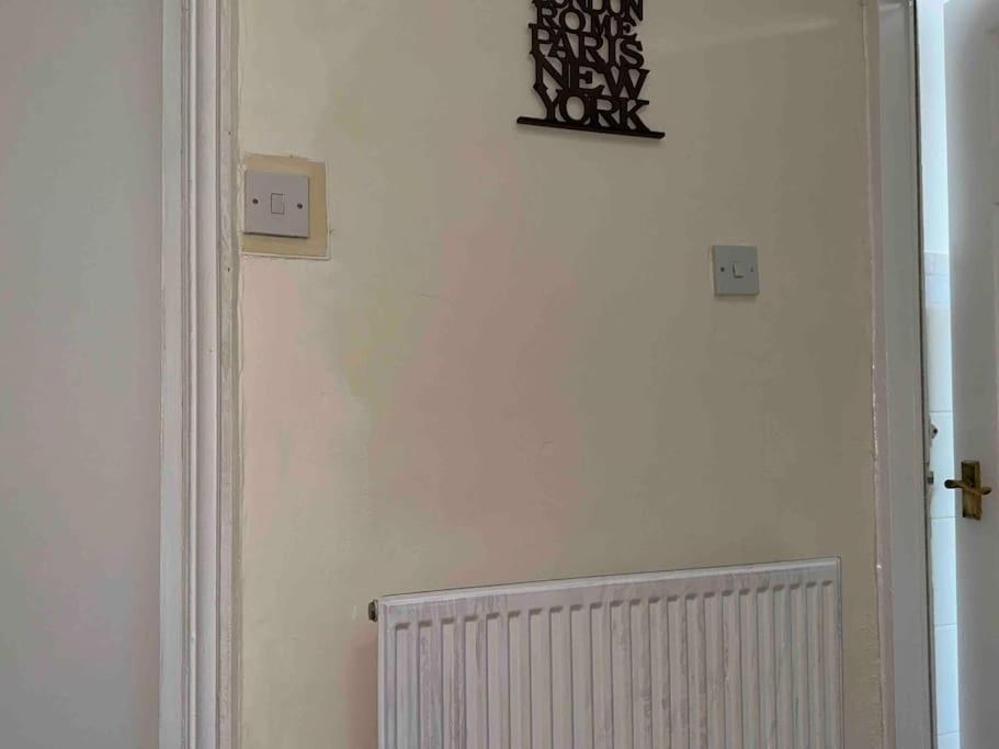 Clevedon House Apartment แมนเชสเตอร์ ภายนอก รูปภาพ